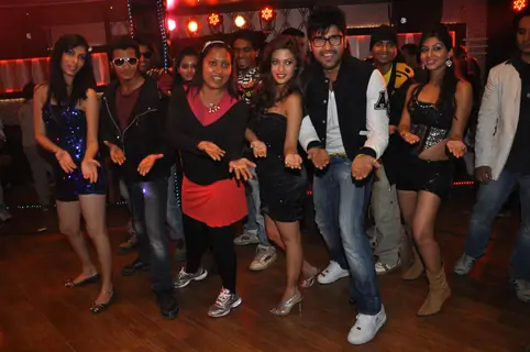 Riya Sen and actor Arya Babbar shot for a song of their upcoming movie Zindagi 50-50 at Andheri