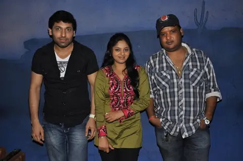 Riya Sen and actor Arya Babbar shot for a song of their upcoming movie Zindagi 50-50 at Andheri