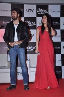 Imran & Kareena promote Ek Main Aur Ek Tu at Oberoi Mall, Mumbai. .