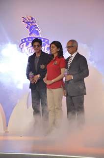 The Baadshah of Bollywood Shahrukh Khan and actress Juhi Chawla launched the new look and the new logo of their Indian Premier League team Kolkata Knight Riders. .