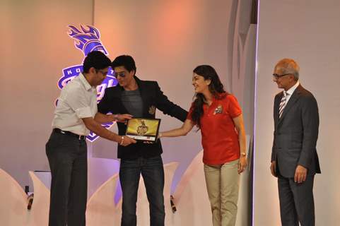 Bollywood Actors Shahrukh Khan & Juhi Chawla with husband Jai Mehta at the announcement of KKR Marketing Campaign in Mumbai