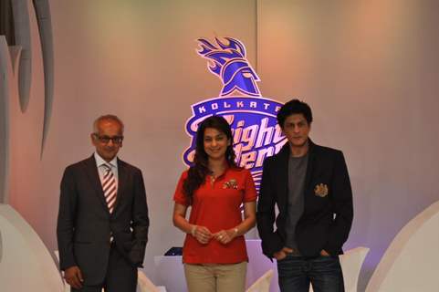 Bollywood Actors Shahrukh Khan & Juhi Chawla with husband Jai Mehta at the announcement of KKR Marketing Campaign in Mumbai