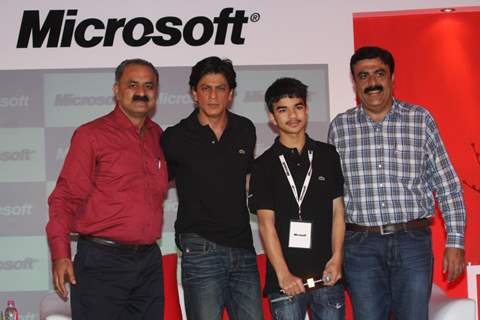 Shahrukh Khan at Don 2 Microsoft promotions at Taj Lands End