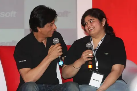 Shahrukh Khan at Don 2 Microsoft promotions at Taj Lands End