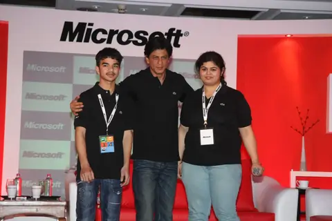 Shahrukh Khan at Don 2 Microsoft promotions at Taj Lands End