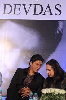 Shah Rukh Khan at Launch of Devdas dialogue book at Mehboob Studios in Bandra, Mumbai