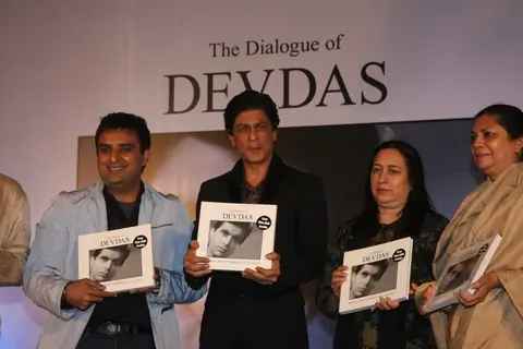 Shah Rukh Khan at Launch of Devdas dialogue book at Mehboob Studios in Bandra, Mumbai