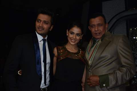 Riteish Genelia promote Tere Naal Love Ho Gaya on the set of Dance India Dance