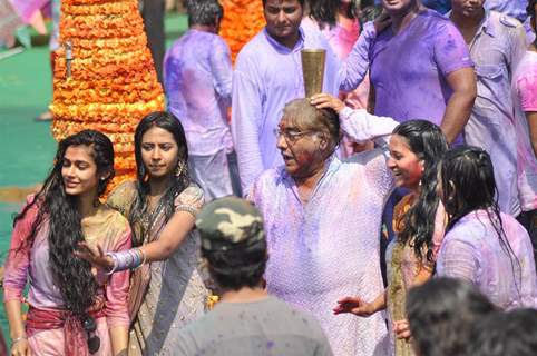 Colors Channel TV serials Artist celebrate Holi