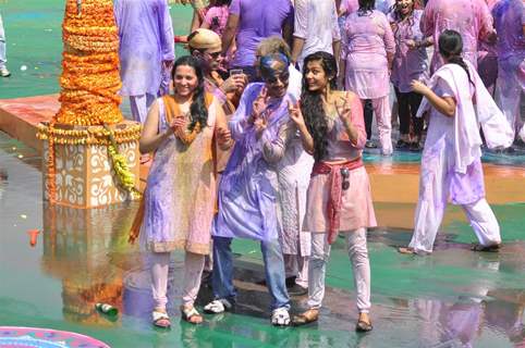 Colors Channel TV serials Artist celebrate Holi