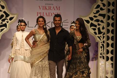 Celebs at Vikram Phadnis' show at Lakme Fashion Week 2012 - Day 1