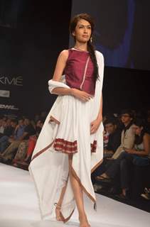 Model on the ramp for designer Vaishali Shadangule on Lakme Fashion Week day 3 in Mumbai.