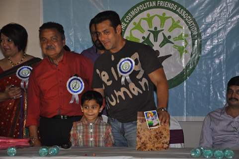 Salman Khan graces The Cosmopolitan Friends Association's event