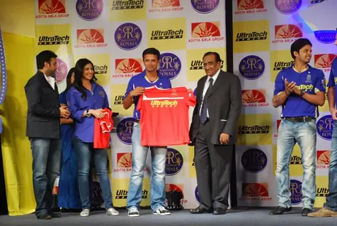 Shilpa Shetty and Rahul Dravid during the unveiling of the Rajasthan Royals Jersey at JW Marriott Hotel in Mumbai