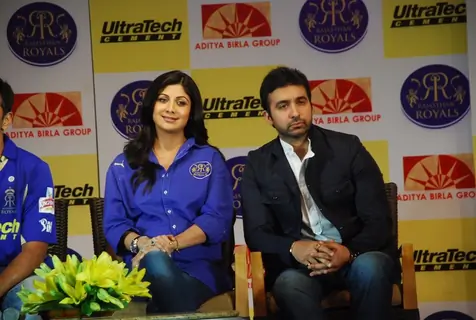 Shilpa Shetty and Rahul Dravid during the unveiling of the Rajasthan Royals Jersey at JW Marriott Hotel in Mumbai