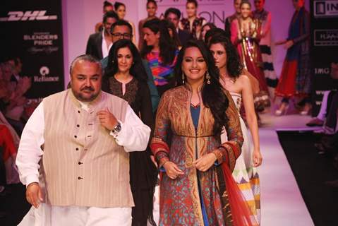 Sonakshi Sinha showstopper at the Karmik Show at LFW Summer/Resort 2012 at Hotel JW Marriott in Juhu, Mumbai