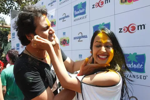 Krushna Abhishek and Kashmira Shah at at Zoom Holi bash