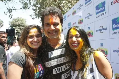 Krushna Abhishek and Kashmira Shah at at Zoom Holi bash