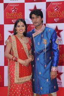 Anas Rashid and Deepika at STAR Parivaar Awards Red Carpet