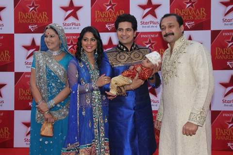 Ye Rishta Family at STAR Parivaar Awards Red Carpet