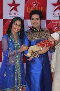 Hina Khan and Karan Mehra at STAR Parivaar Awards Red Carpet