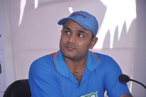 Virendra Sehwag launches Rasna. .