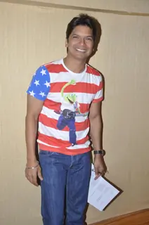 Shaan records song for upcoming fim 'Future to Bright Hai ji'