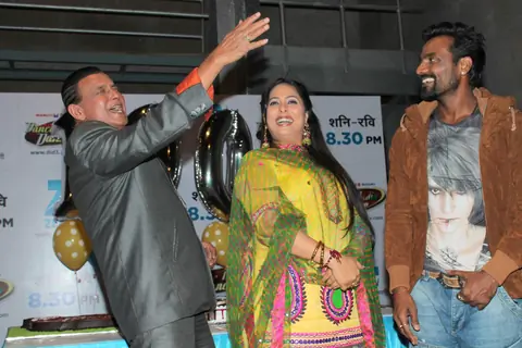 Dance India Dance Completes 100 Episodes at Famous. .