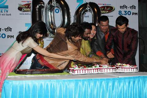 Dance India Dance Completes 100 Episodes at Famous. .
