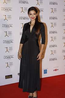 Gauhar Khan at Loreal Femina Women Awards 2012