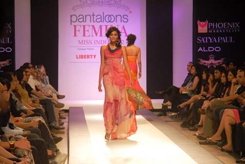 A glamorous evening at Phoenix Marketcity,Kurla with Satya Paul’s creations on India’s 20 most beautiful girls