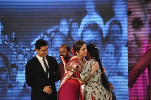 Neeta Ambani and Aamir Khan at CNN IBN Heroes Awards