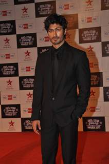 Vidyut Jamwal at BIG STAR Young Entertainer Awards 2012