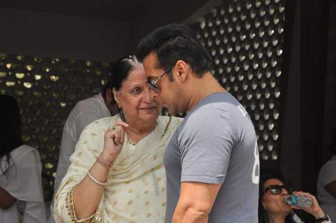 Salman Khan at Mona Kapoor's funeral at Pawan Hans in Juhu, Mumbai