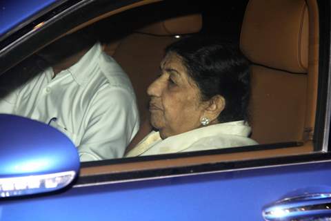 Lata Mangeshkar at Mukesh Ambani's bash for Sachin Tendulkar