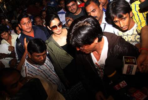 Shahrukh Khan arrived at Mumbai airport from London