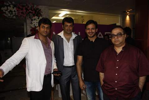 Vivek Oberoi at launch of Welcare Dental Clinic