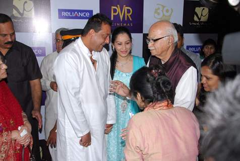 Sanjay Dutt, Manyata Dutt and LK Advani at premiere of film Parinda at PVR