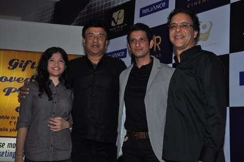 Anu Malik, Sharman Joshi and Vidhu Vinod Chopra at premiere of film Parinda at PVR