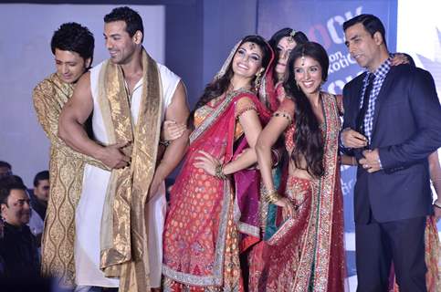 Ritesh Deshmukh, John Abraham, Jacqueline, Zarine Khan, Asin and Akshay Kumar of at fashion show