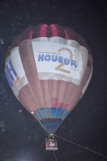 Housefull 2 air baloon music promotions
