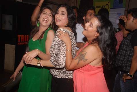 Smita Singh, Shabnam and Gargi Sharma at the celebration of 100 episodes of Hitler Didi