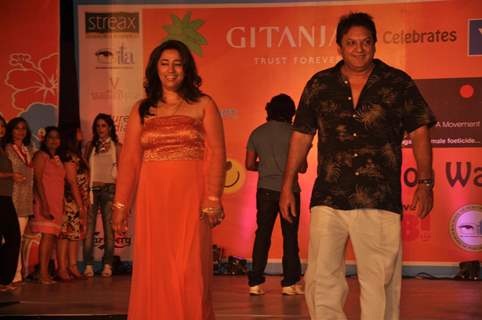 Celebs at GR8! Fashion Walk for the Cause Beti by Television Sitarre at Sun n Sand, Juhu in Mumbai