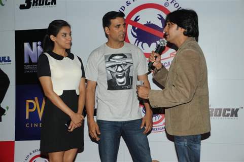 Special charity screening of 'Housefull 2' for Cancer Aid Foundation