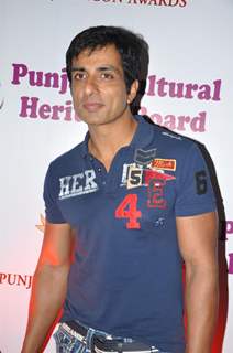 Sonu Sood at Punjabi Icon Awards