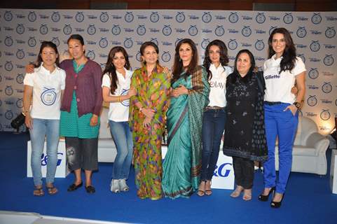 Neha Dhupia, Mary Kom, Ira Dubey and Soha Ali Khan with their mother at P&G Thank You Mom campaign