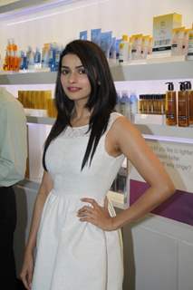 Prachi Desai launches Neutrogena's products