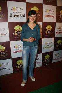 Neha Dhupia, Minissha Lamba, Shweta Tiwari perform at Lotus Oil launch at Hotel Tulip Star in Juhu, Mumbai