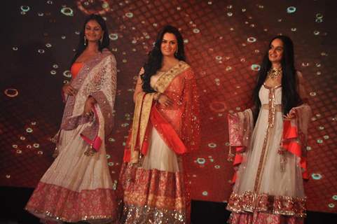 Padmini Kolhapure,Shivangi Kapoor & Tejaswani Kolhure at Lilavati's 'Save & Empower Girl Child' show