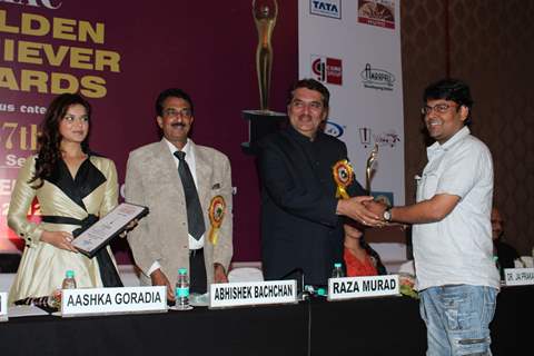 Aashka Goradia, Raza Murad at the Golden Achievers Awards